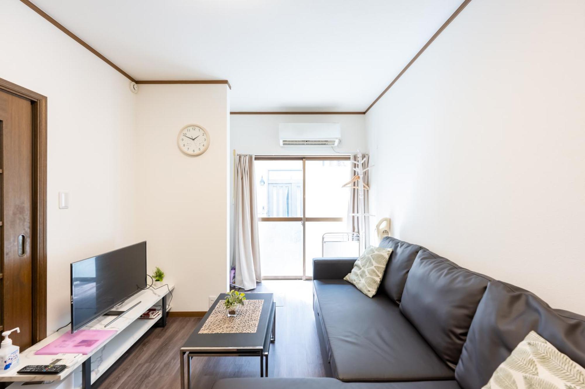 Apartemen 一棟貸切宿, 東京一之江ハウス6名定員, 秋葉原19分,新宿30分,wifi有, ディズニータクシー20分3000円,駐車場ありません *